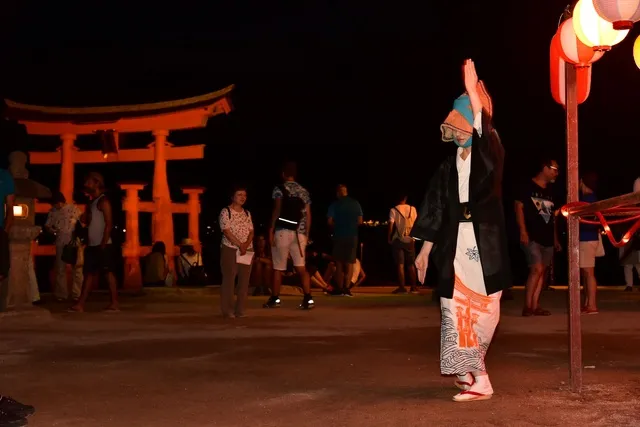 宮島踊りの夕べ