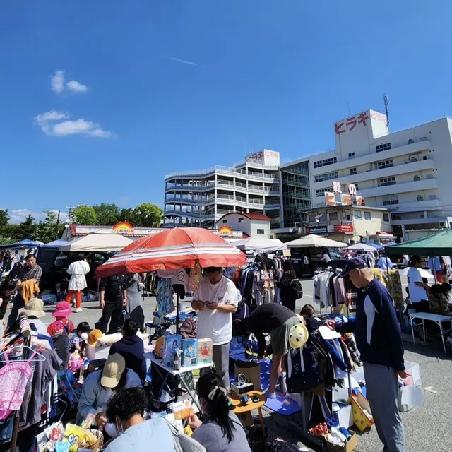 ヒラキ岩岡総合店フリーマーケット（7月）