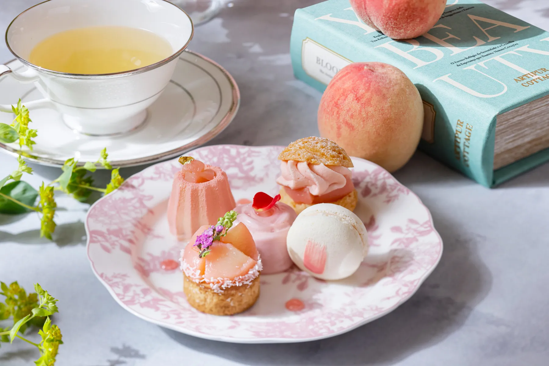 The Lobby Cafe "Peach Afternoon Tea ~Pink Happiness~" [Grand Nikko Tokyo Daiba]_3