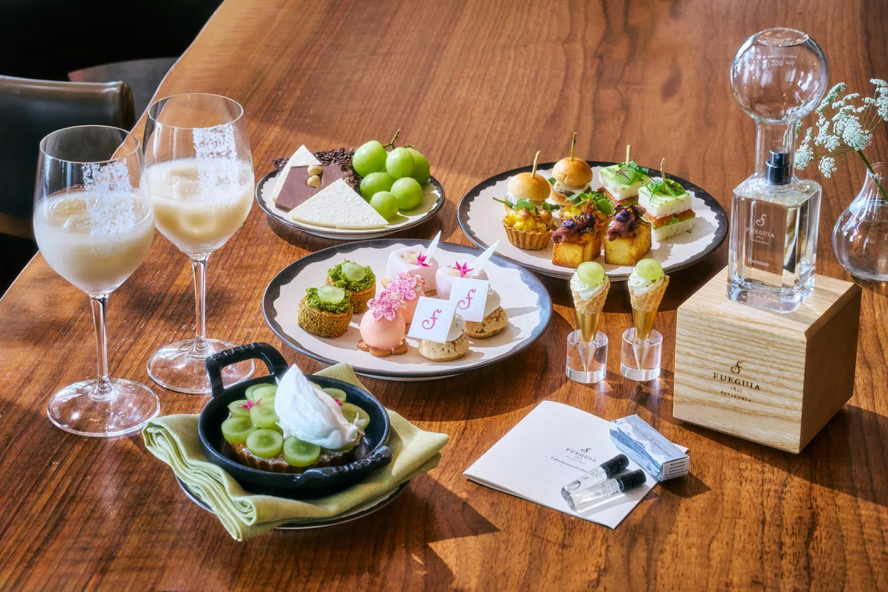 香りとのマリアージュ マスカット＆ピーチアフタヌーンティー【アンダーズ 東京】_2