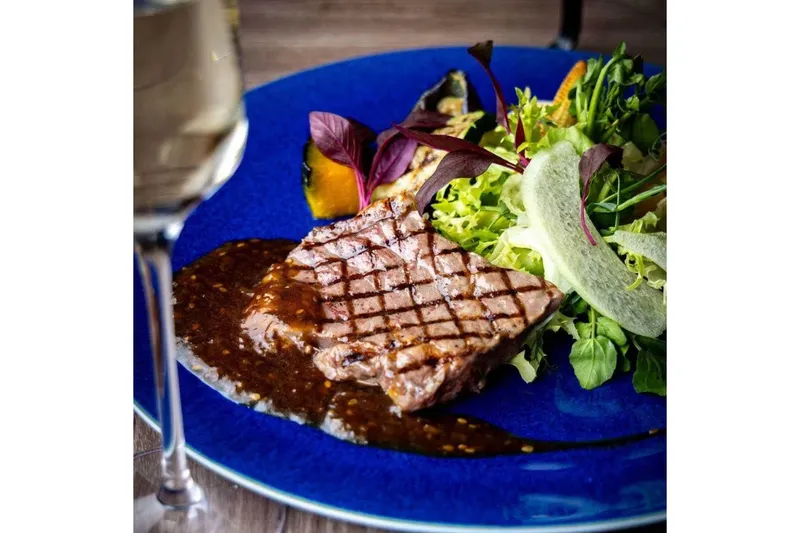 【イブニングハイティー】メインの肉料理やオードブルを堪能【コートヤード・マリオット 銀座東武ホテル】_2
