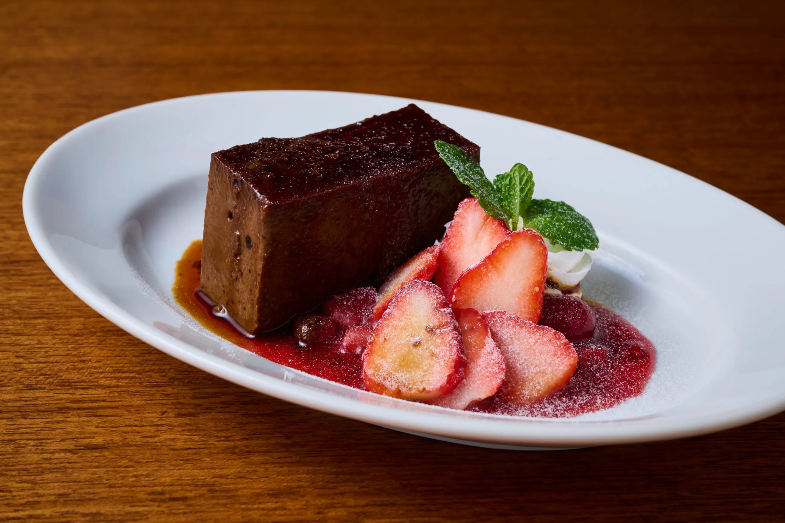 SWEET STRAWBERRY & RICH CHOCOLATE 2026