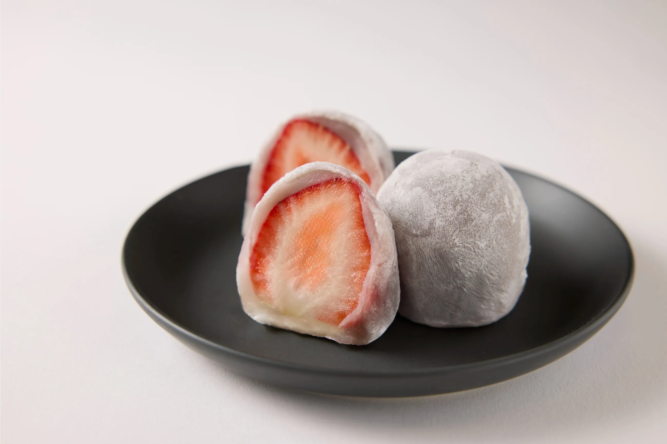 SWEET STRAWBERRY & RICH CHOCOLATE 2026