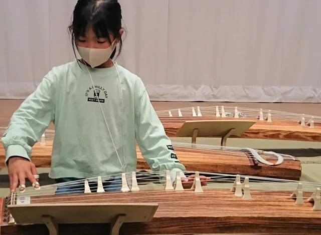 令和8年度＜筝曲教室＞和心を育む教室　伝統文化にふれる ―まとう・かなでる・まう―』