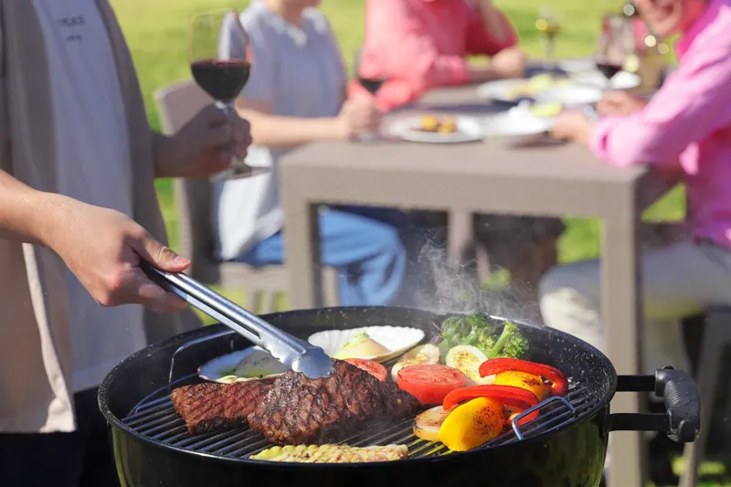 手ぶらでOK！気軽＆身軽に楽しめるのが、ホテルBBQならでは！