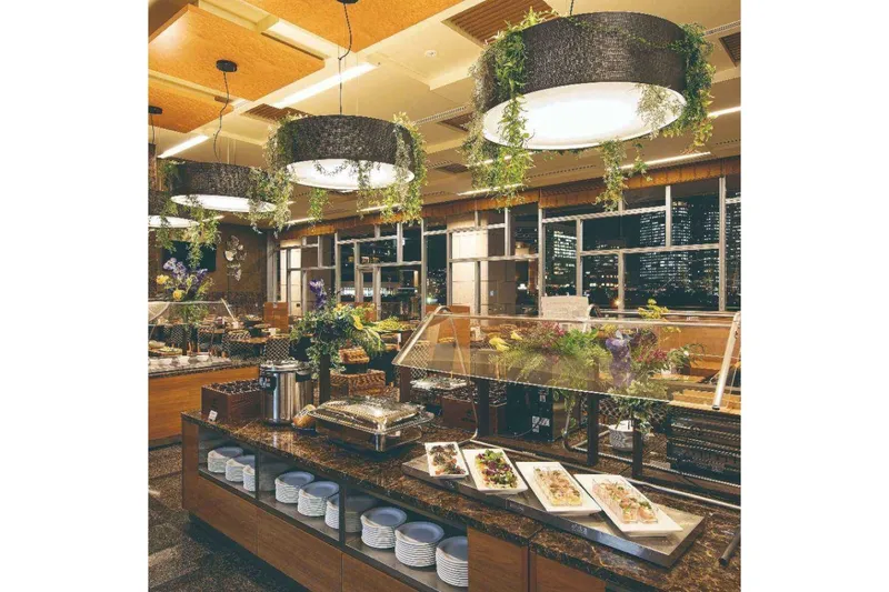 【クリスマス】国産牛ローストビーフやブッシュドノエルなど【レストラン ラ・ベランダ アパホテル＆リゾート横浜ベイタワー】_3