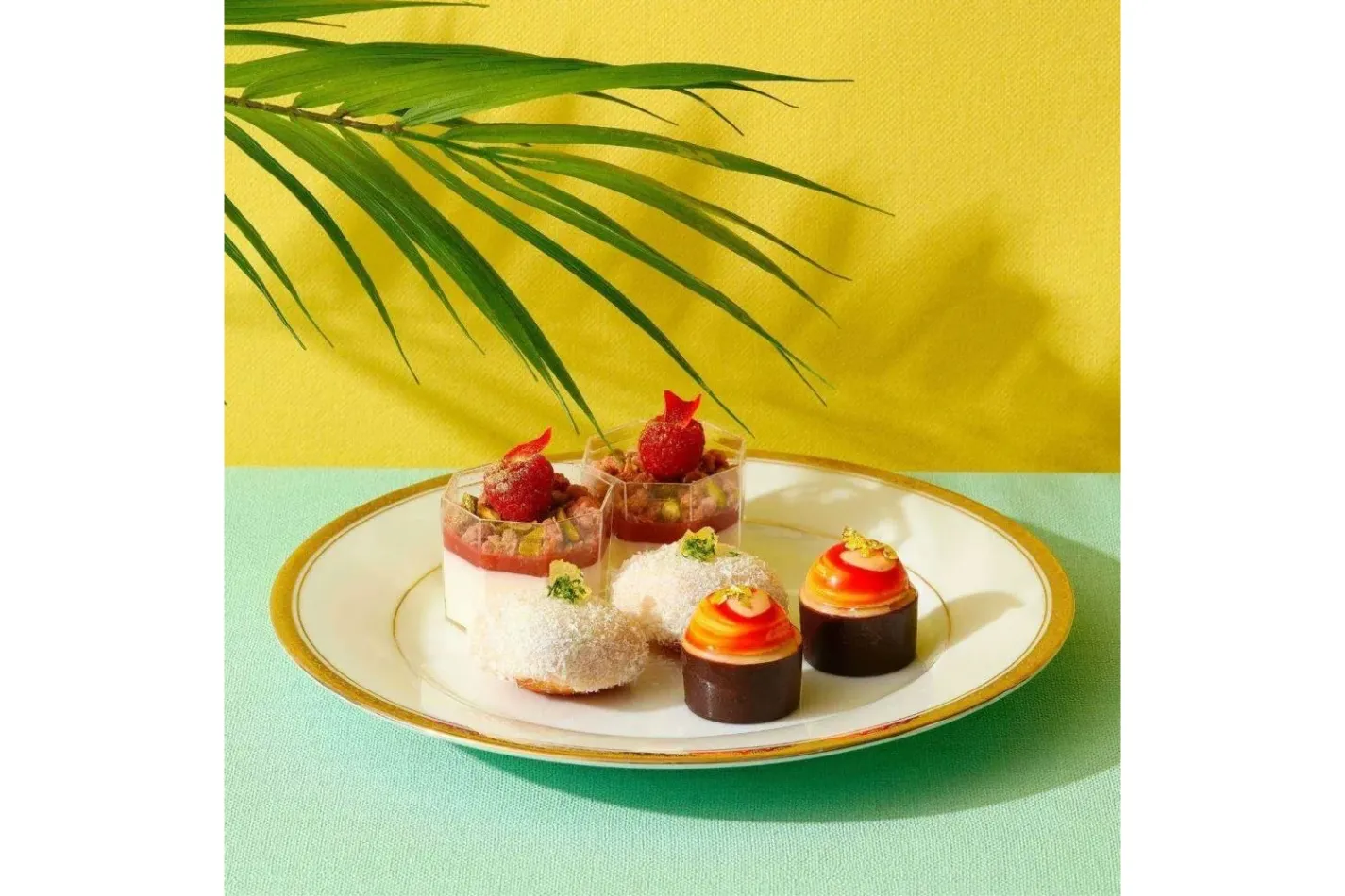 【トロピカルアフタヌーンティー】スイーツ7種＆セイボリー3種【ホテルニューグランド】_3