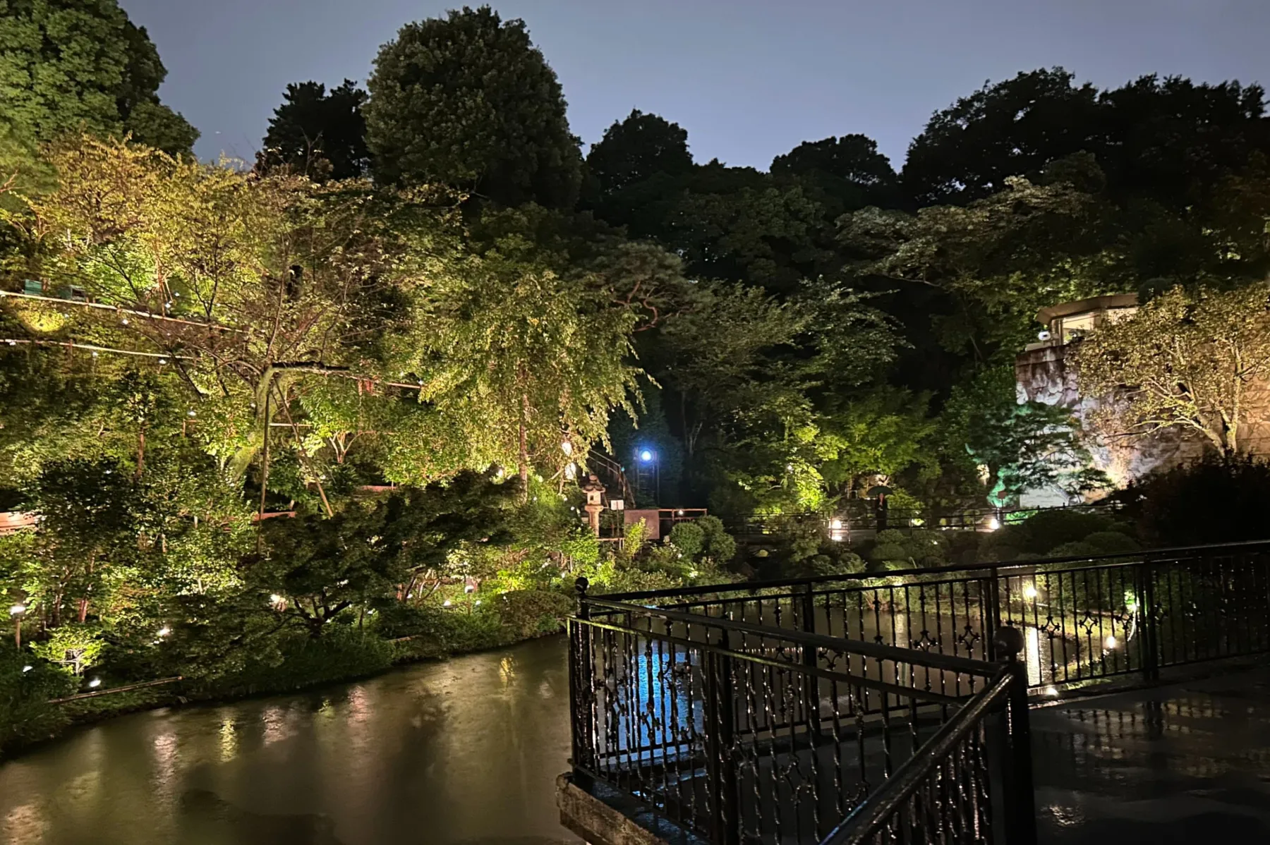 ＜「東京雲海－八雲－」×「TOKYO MOON」＞庭園（2026年撮影：レッツエンジョイ東京編集部）