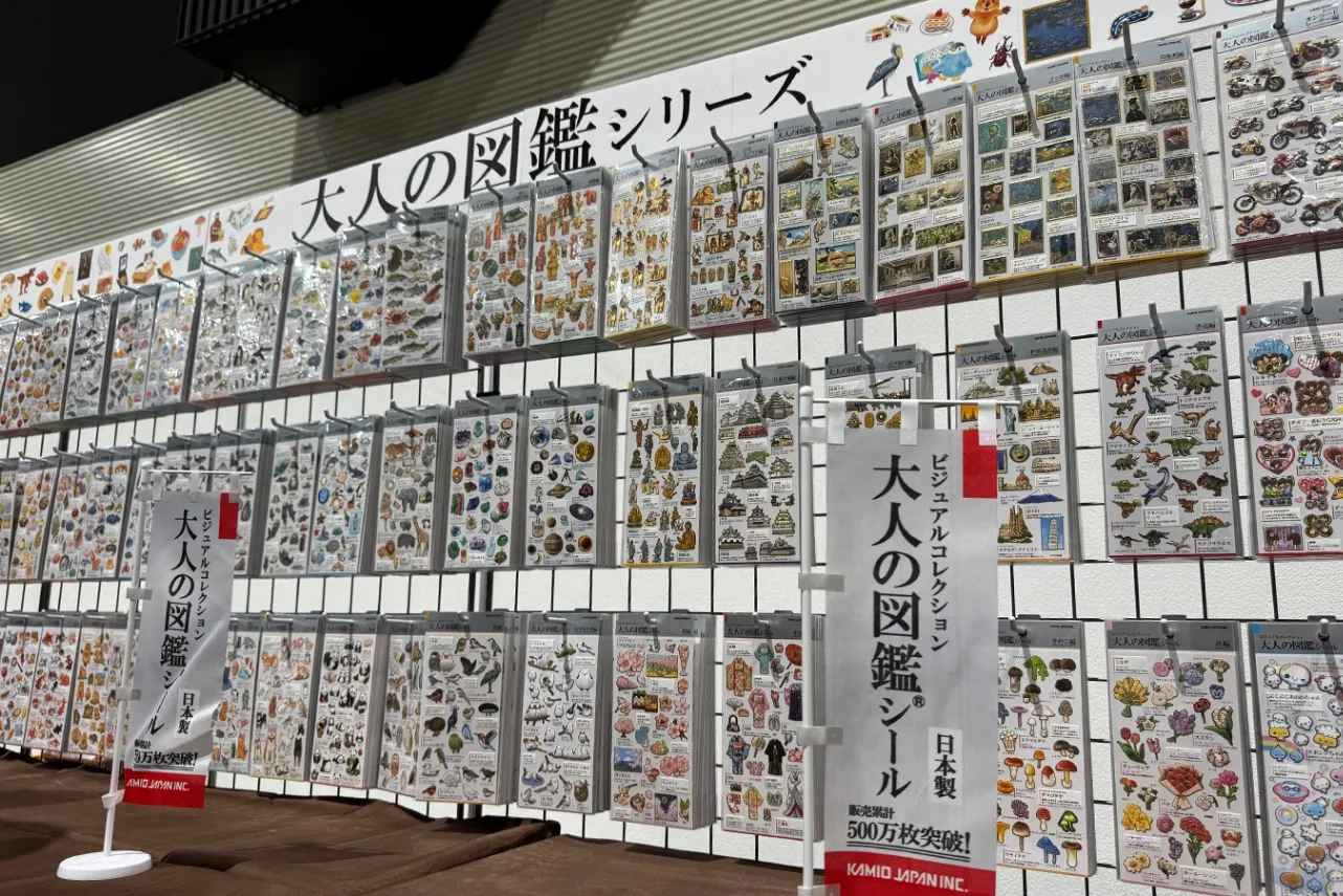 ＜文具女子博トーキョー2026＞株式会社カミオジャパンのブース（2026年撮影：レッツエンジョイ東京編集部）