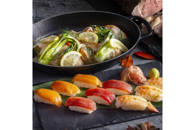 豪華料理やスイーツ食べ放題　秋ディナービュッフェ【ヒルトン東京】_2