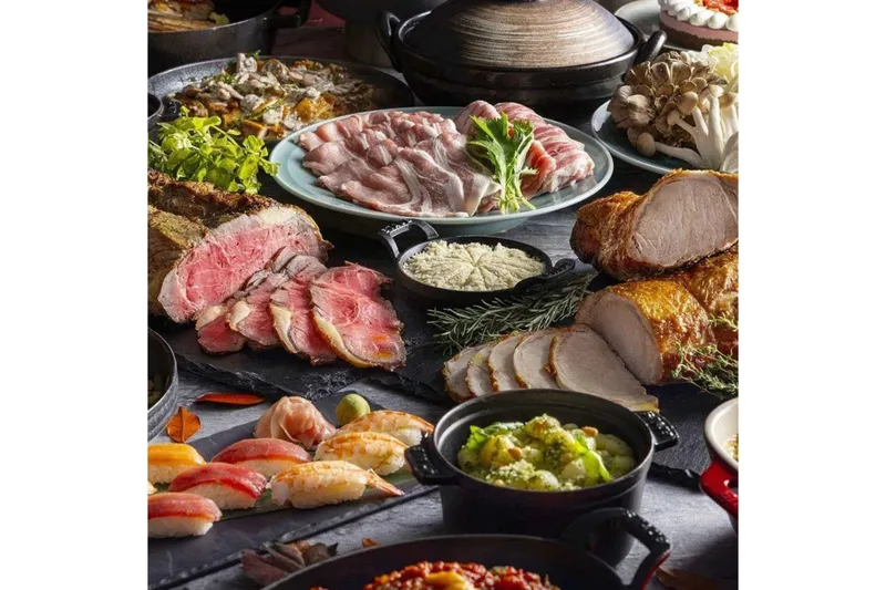 豪華料理やスイーツ食べ放題　秋ディナービュッフェ【ヒルトン東京】_3
