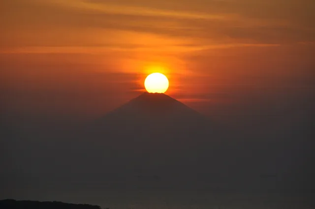 ダイヤモンド富士　城山公園