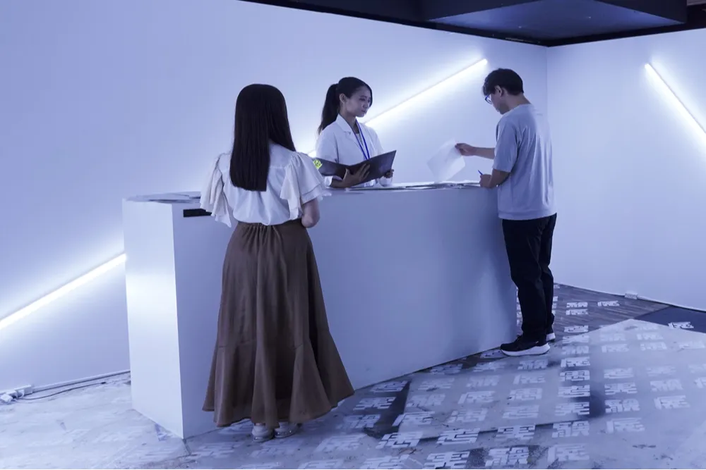 UMEZZ HORROR HOUSE 〜漂流教室と思考実験展〜_6