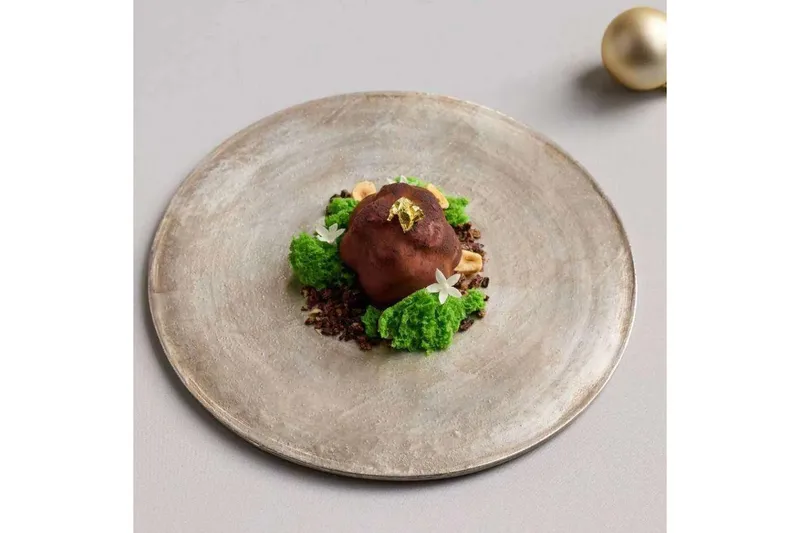 【Xmas 2025 ディナー】クリスマス限定5品コースディナー【ザ・ペニンシュラ東京】_2