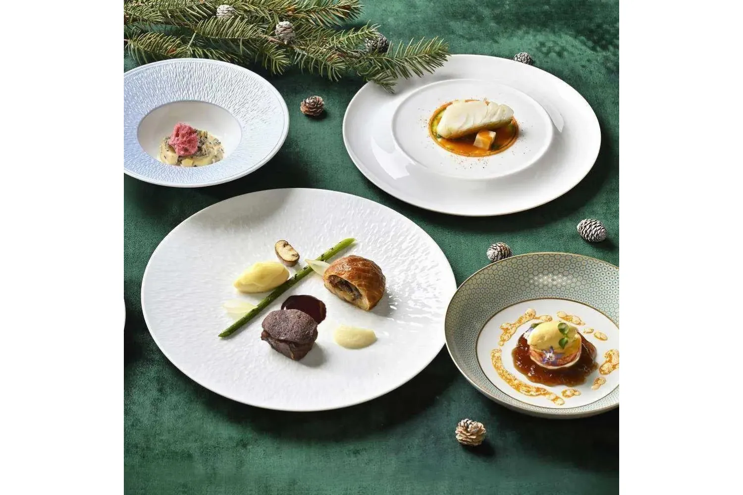 【クリスマス2025】聖夜を彩る限定フルコース グランノエル全9皿【グランドプリンスホテル高輪】_1