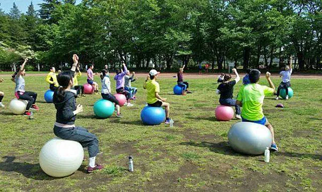 国営昭和記念公園 PF バランスボールヨガ（4月）