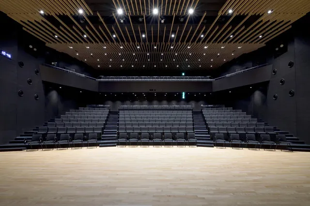 漢字文献情報研究センター 学術講演会「比叡山延暦寺国宝殿と高野山霊宝館の至宝」
