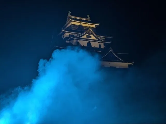 雲海・松江城『八雲立つ』～光と詩で紡ぐ物語