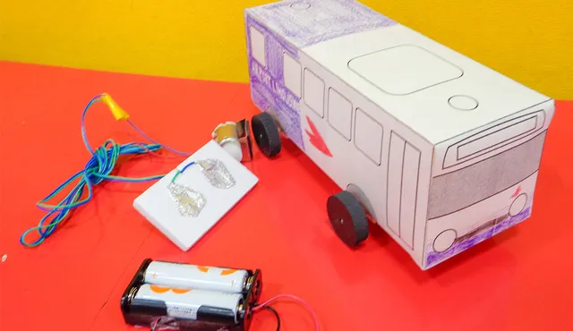 みんなの工作教室「リモコンオリジナルバス」
