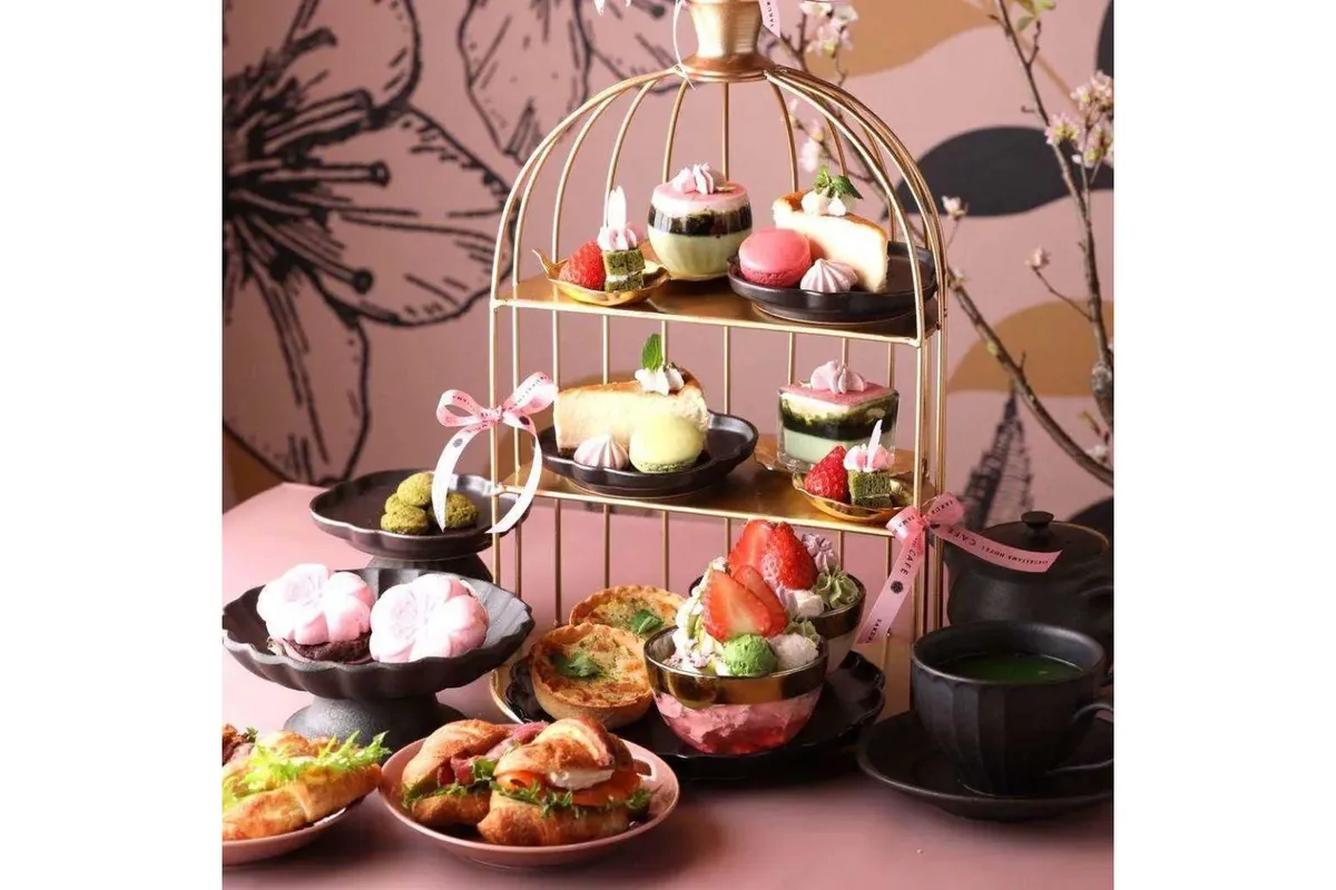 桜×抹茶スイーツアフタヌーンティーセット～2024～【桜山ホテルカフェ】