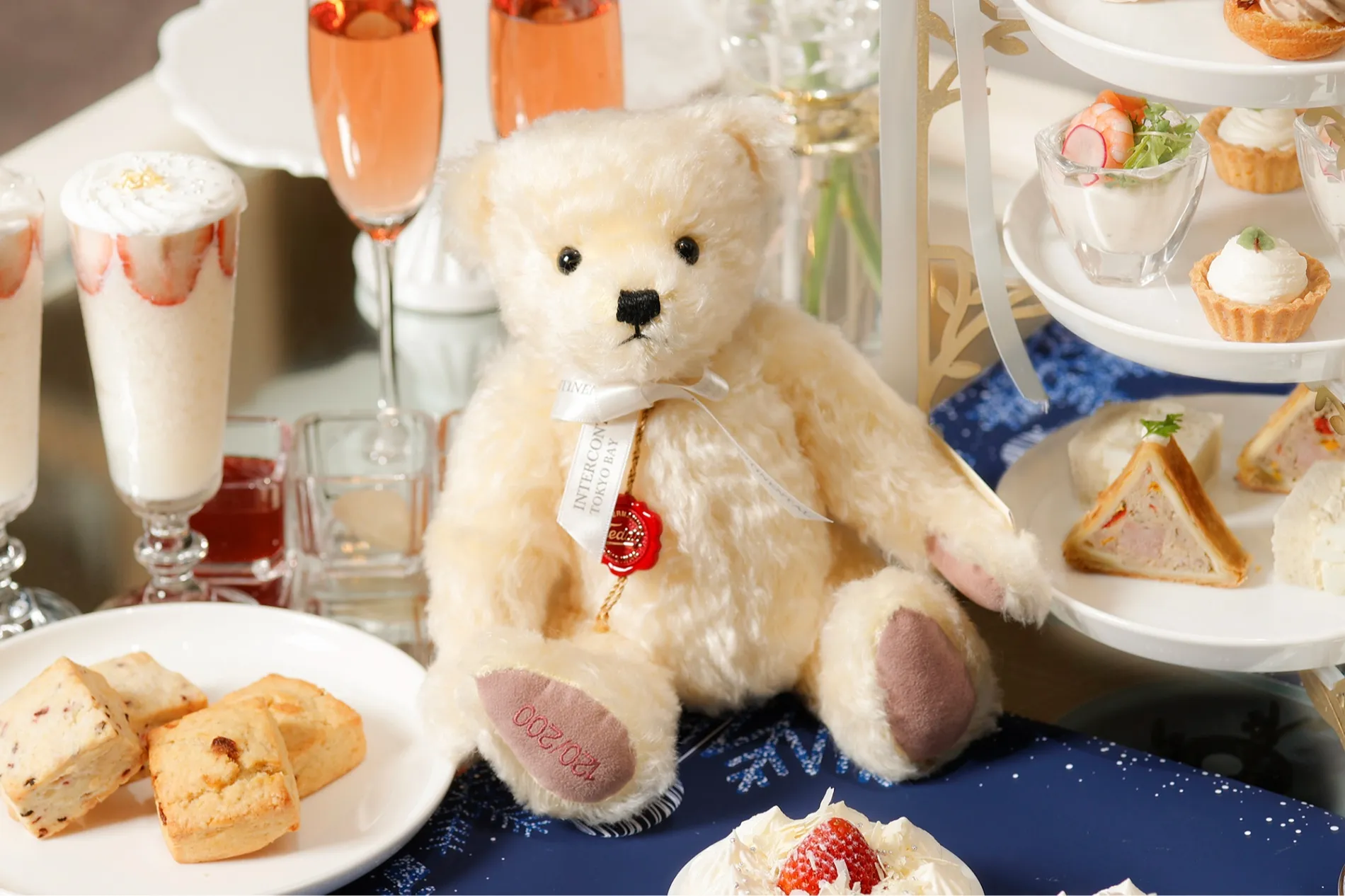 スノーホワイトアフタヌーンティー【ホテル インターコンチネンタル