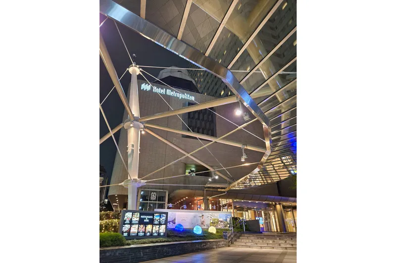 駅前玄関イルミネーション