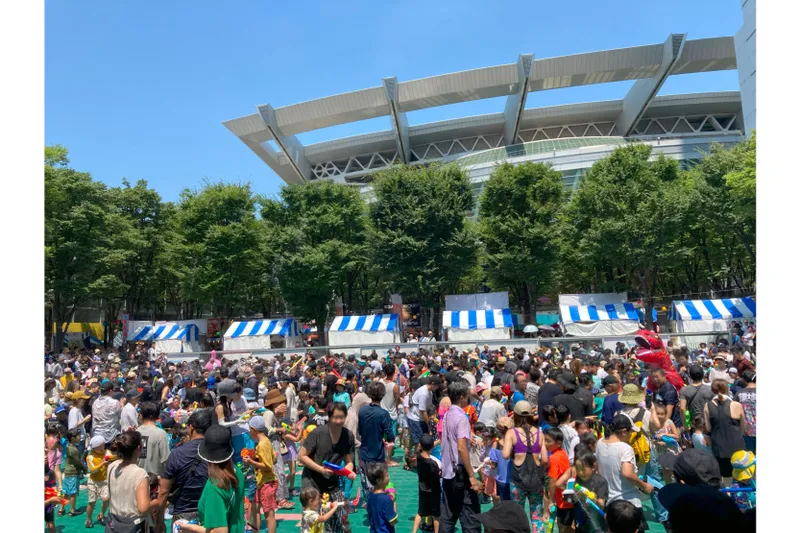 けやきひろば水かけまつり_2