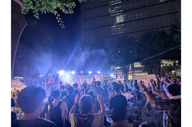 けやきひろば水かけまつり_3