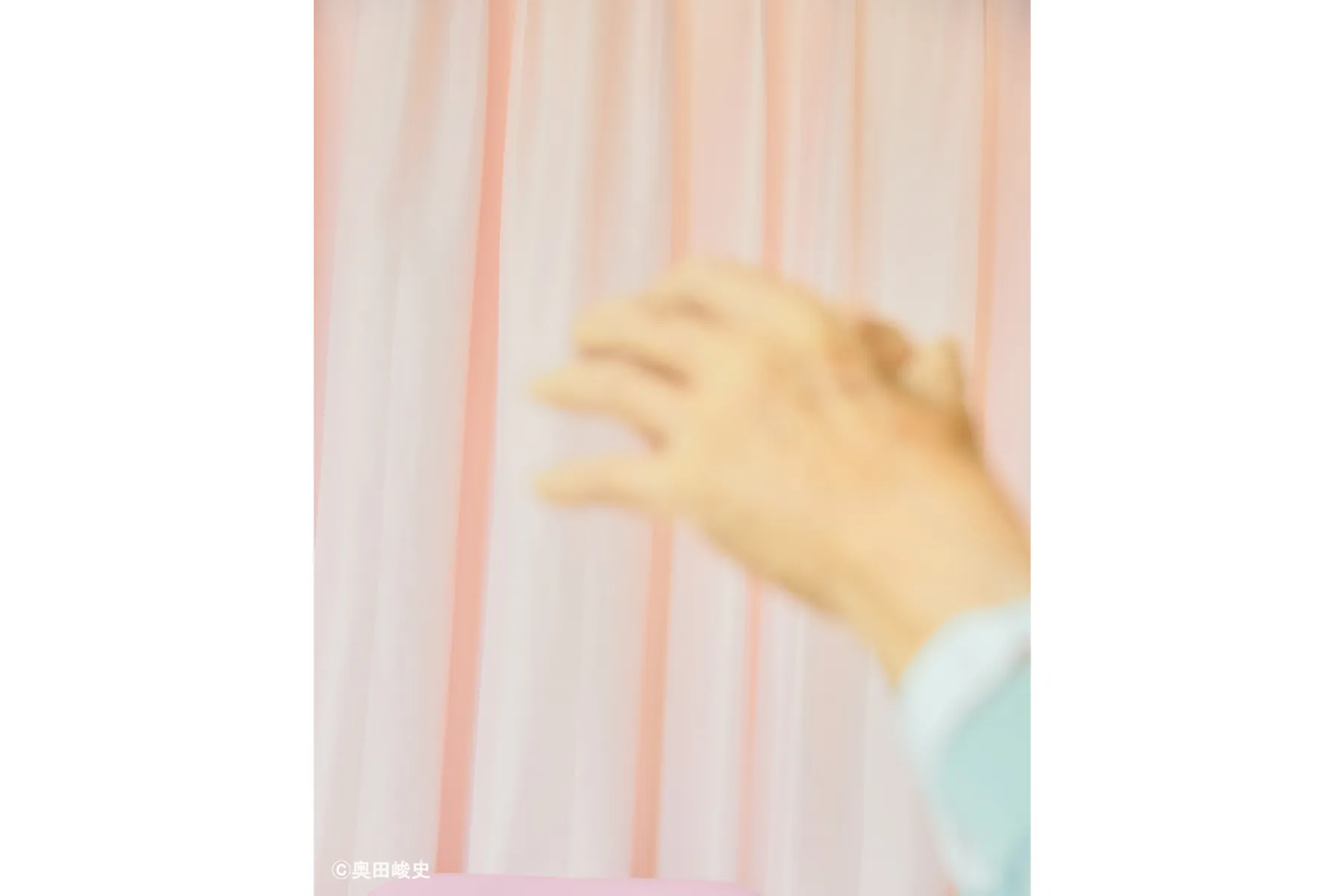 GRAPHGATE企画展 奥田峻史 作品展 「地に足をつけて、浮く」_1