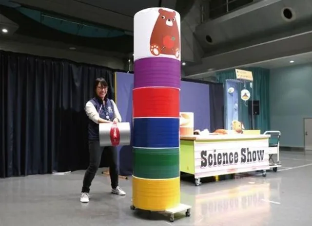 サイエンスショー「ドキドキ！ハラハラ！慣性の法則」
