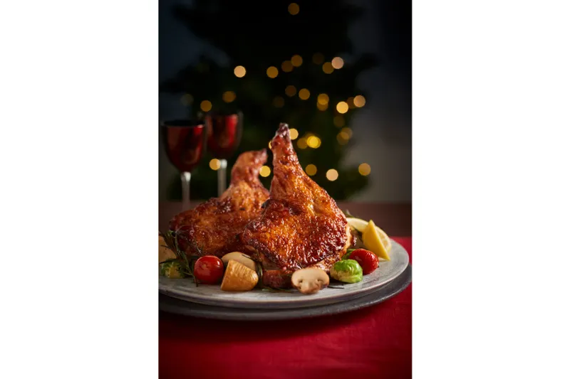 〈ＲＦ１〉桜島どりのもも肉ロースト（１本）　１,４９０円