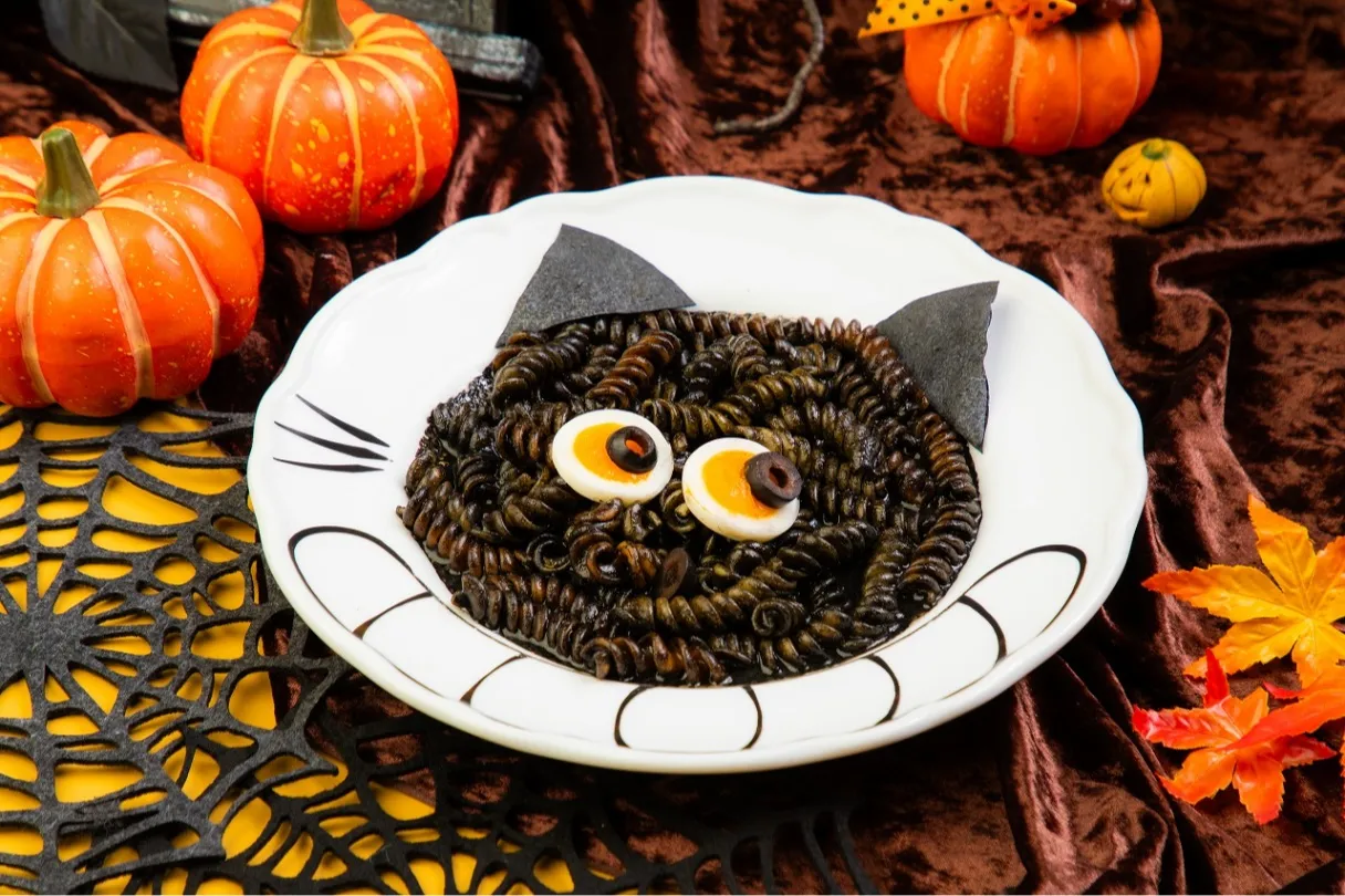 絵本の国のハロウィンコース」＆「Autumn Sweetアフタヌーンティーセット」