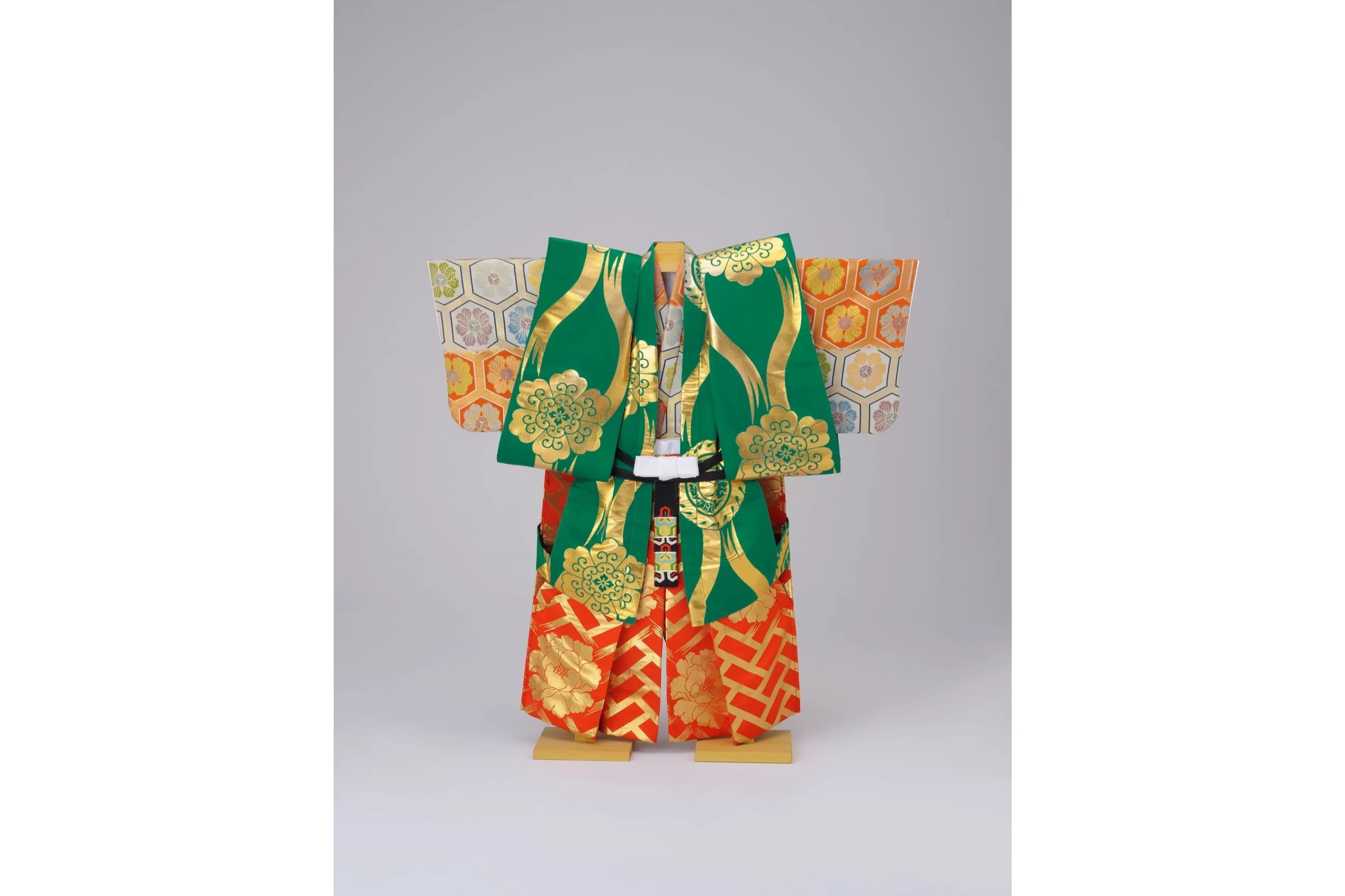 尾上菊之助 改め 八代目 尾上菊五郎 尾上丑之助 改め 六代目 尾上