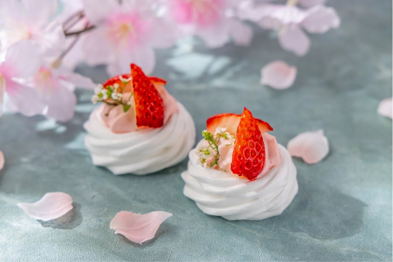 桜といちごのアフタヌーンティー "春風"【キンプトン新宿東京】_6