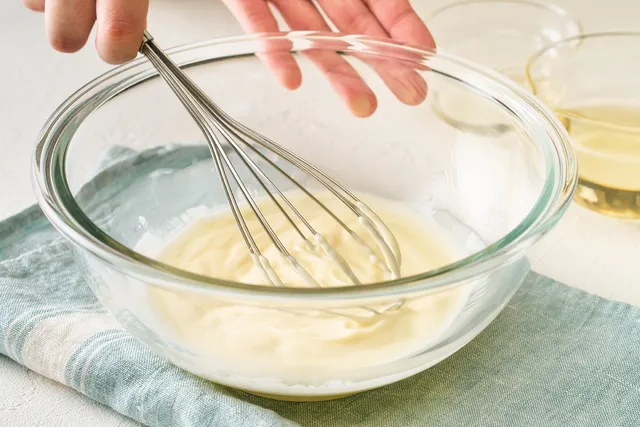 ホテルで楽しむ！学びの体験　親子クッキング～西洋料理「手作りマヨネーズ」～