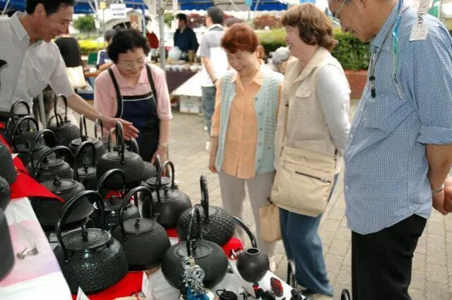 奥州市南部鉄器まつり