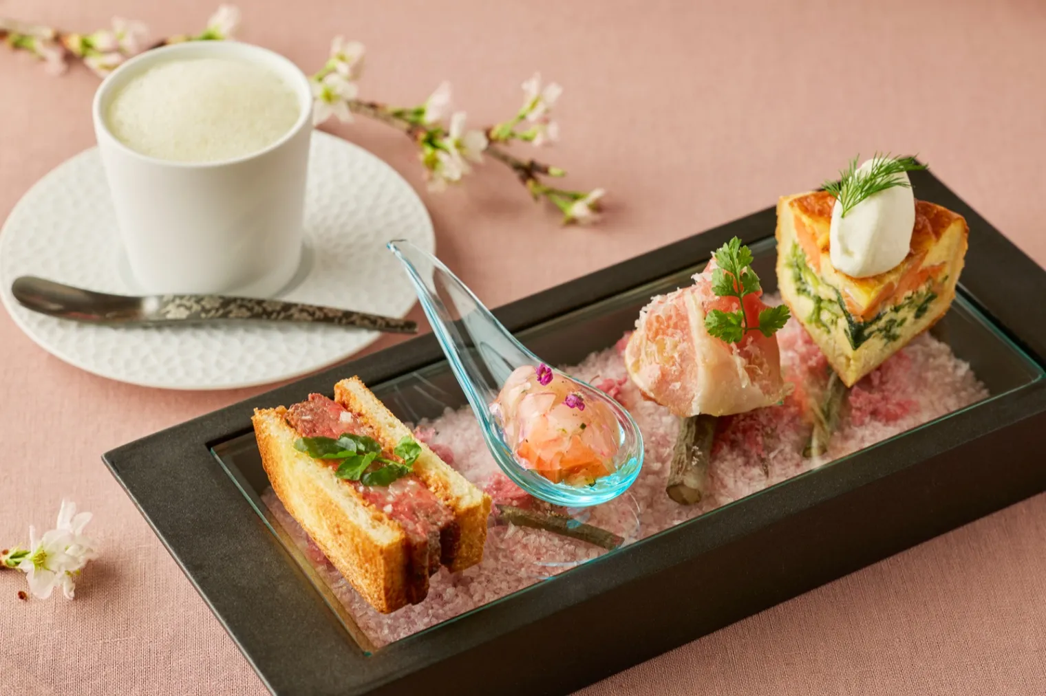 スプリングアフタヌーンティー 〜SAKURA〜【BELLUSTAR TOKYO, A Pan Pacific Hotel】_6