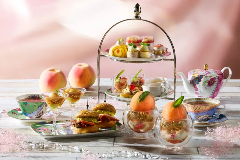 AFTERNOON TEA with “SIROCCO”「ピーチ」【ザ ロイヤルパークホテル アイコニック 東京汐留】