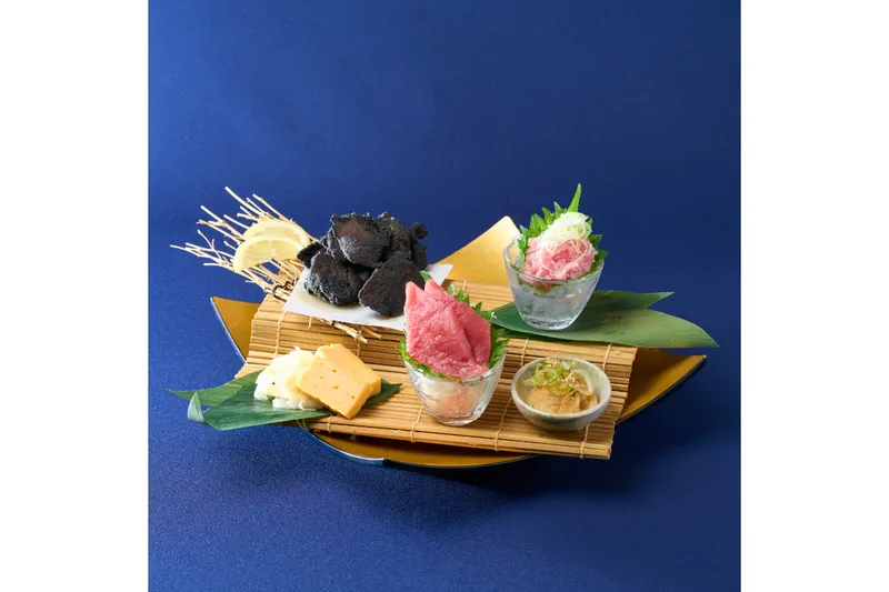 [1F 二代目 野口鮮魚店]数量限定 謎の黒い唐揚げ定食(1,518円)