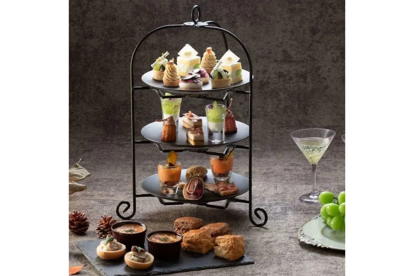 Shine Muscat Afternoon Tea【グランドプリンスホテル新高輪】_1