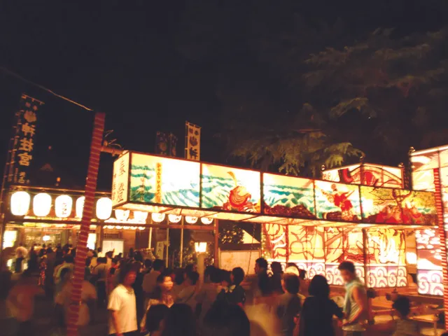 創建1000年記念　神柱宮六月灯