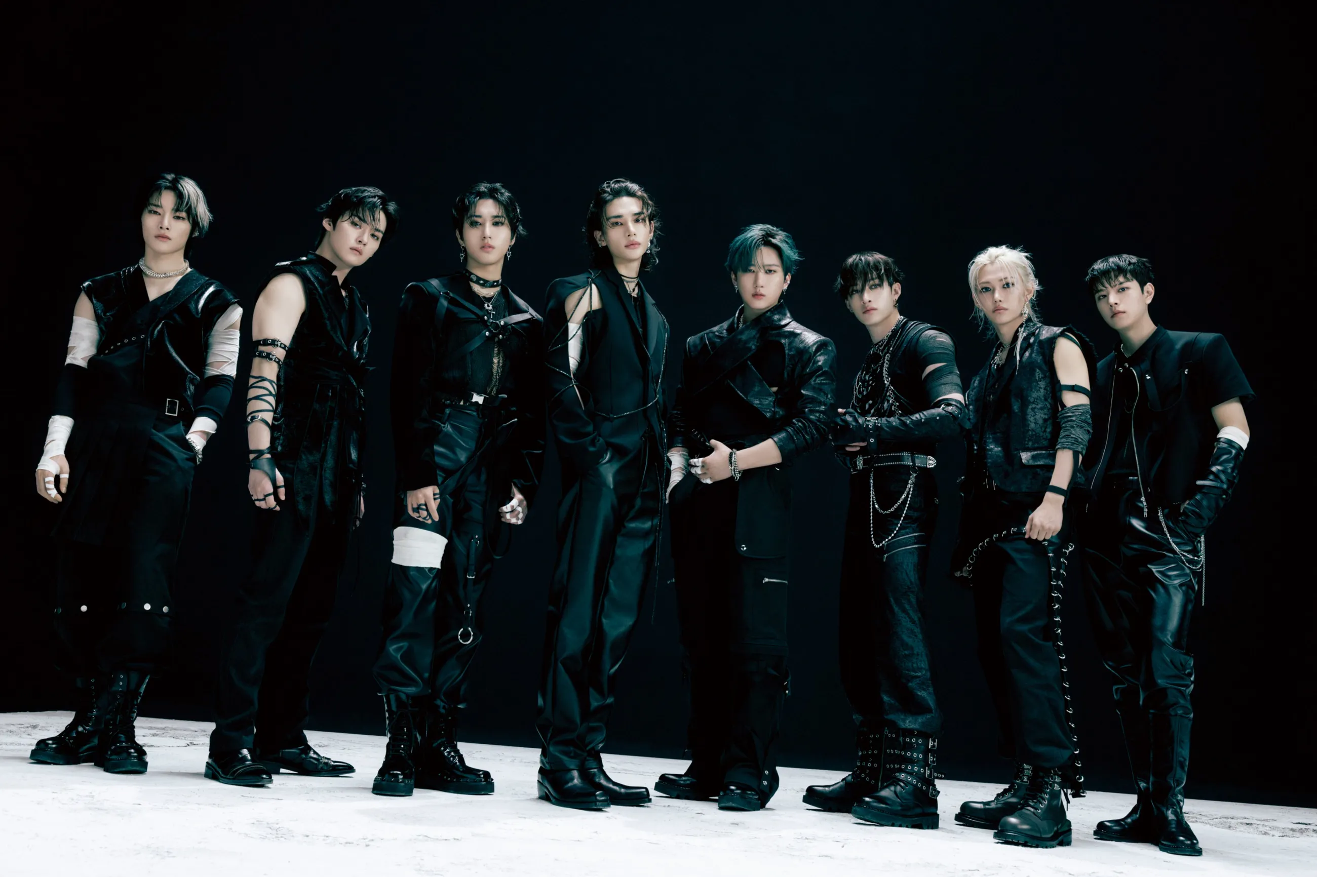 ストレイキッズ　Stray Kids 全員　集合　豪華セット SHIBUYA109 XMAS × Stray Kids