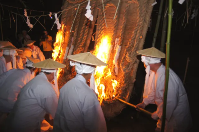 御殿場わらじ大祭グランドフィナーレ「わらじ供養祭」