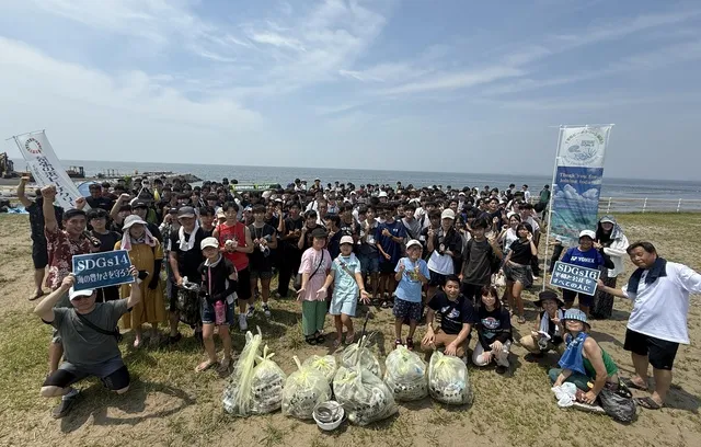 幕張の浜ビーチクリーン：World Cleanup Day参画
