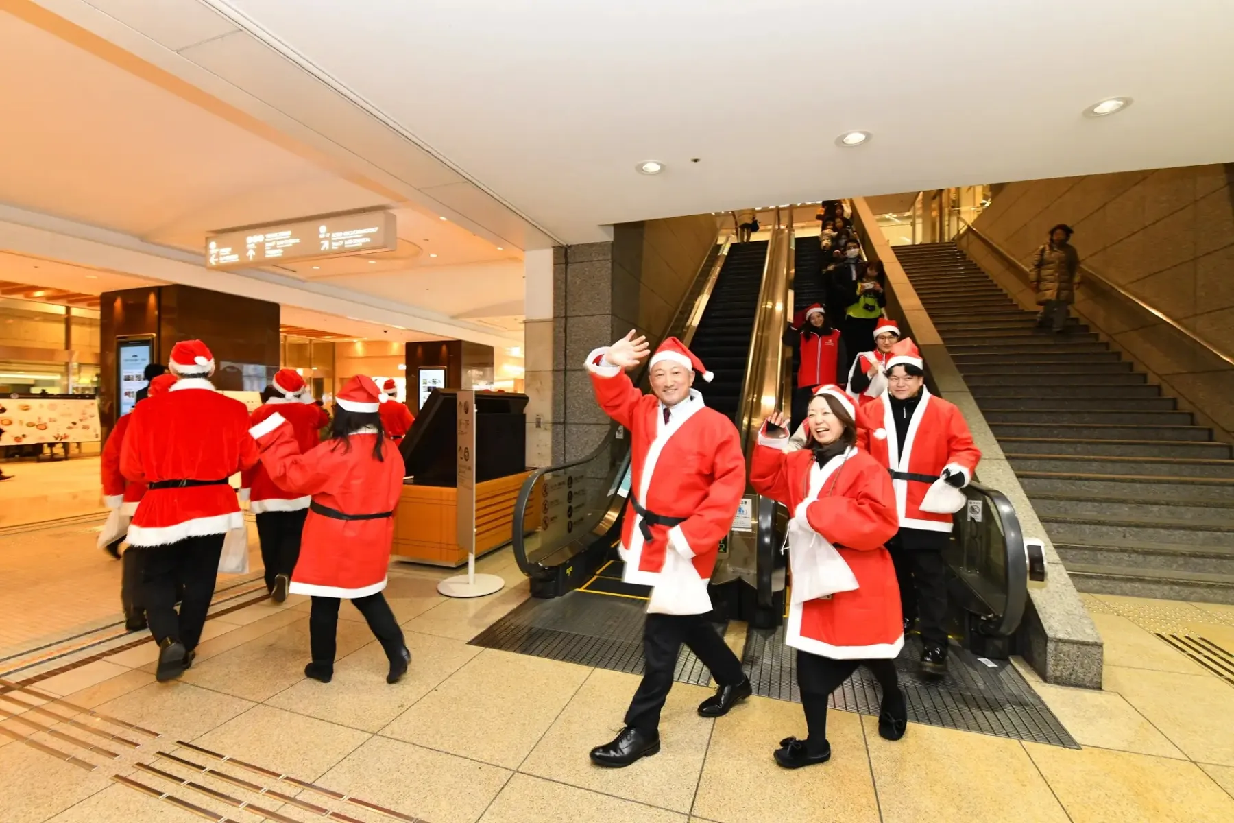－ひとまちイベント－ クリスマス・ミッション2025～まちに笑顔を届けよう～in Marunouchi_1