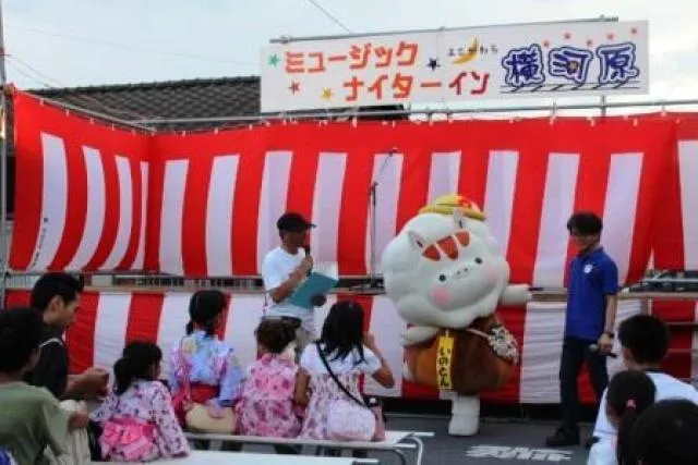 横河原土曜夜市