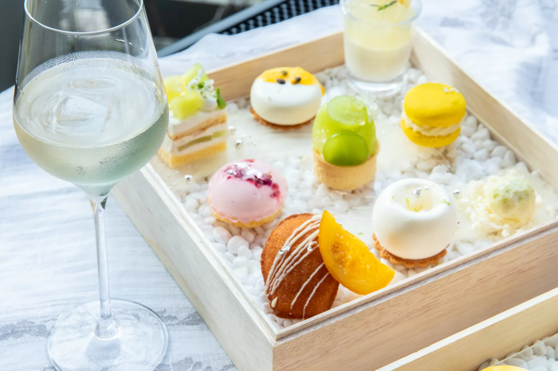 MOËT ICE Afternoon Tea ～Blanc d’Été～【RIDE】_3