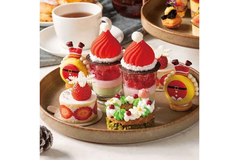 【クリスマスアフタヌーンティー】逆さまサンタが目を引く全11品【ローズホテル横浜】_2