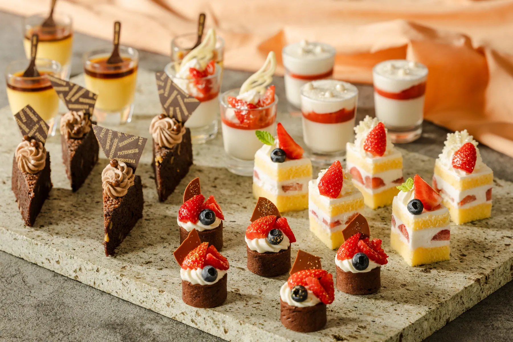 Winter Holiday Dinner Buffet 2026／New Year Dinner Buffet 2027【東京ベイ潮見プリンスホテル】_7