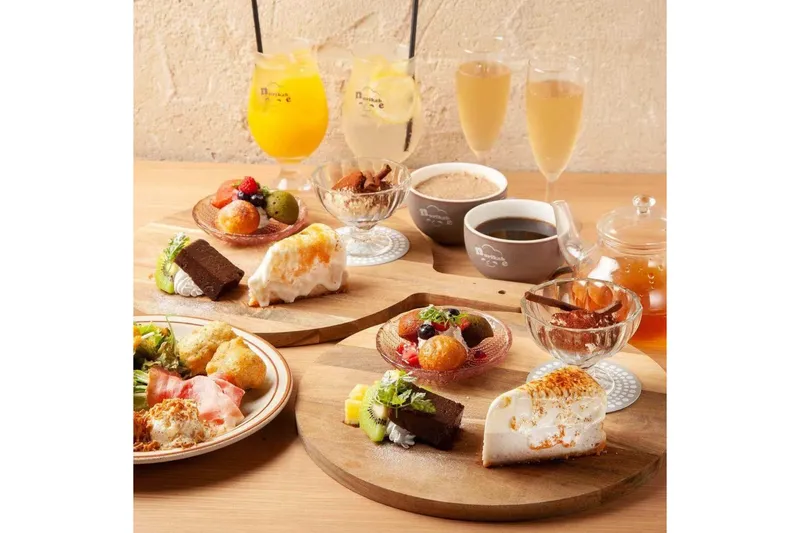 【アフタヌーンティー】香るチーズケーキを含むnurikabeスイーツ【cafe＆dining nurikabe【ヌリカベ】】_1
